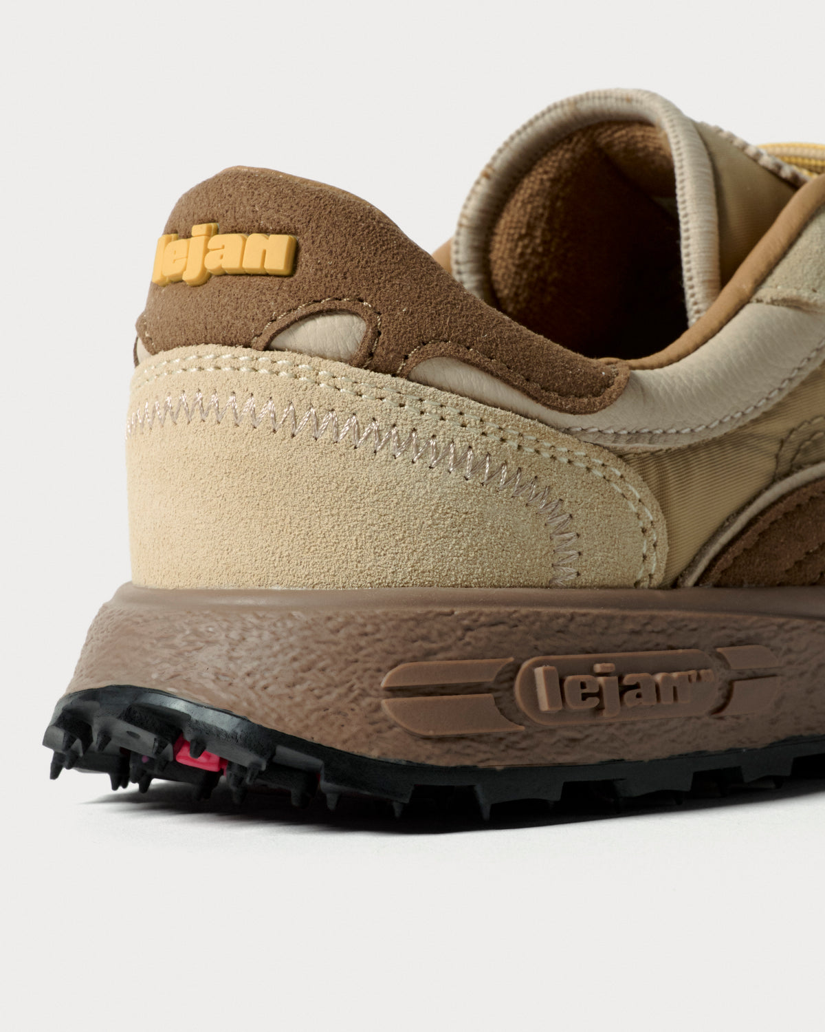 Lejan Melrose Sand Beige - vista trasera del talon