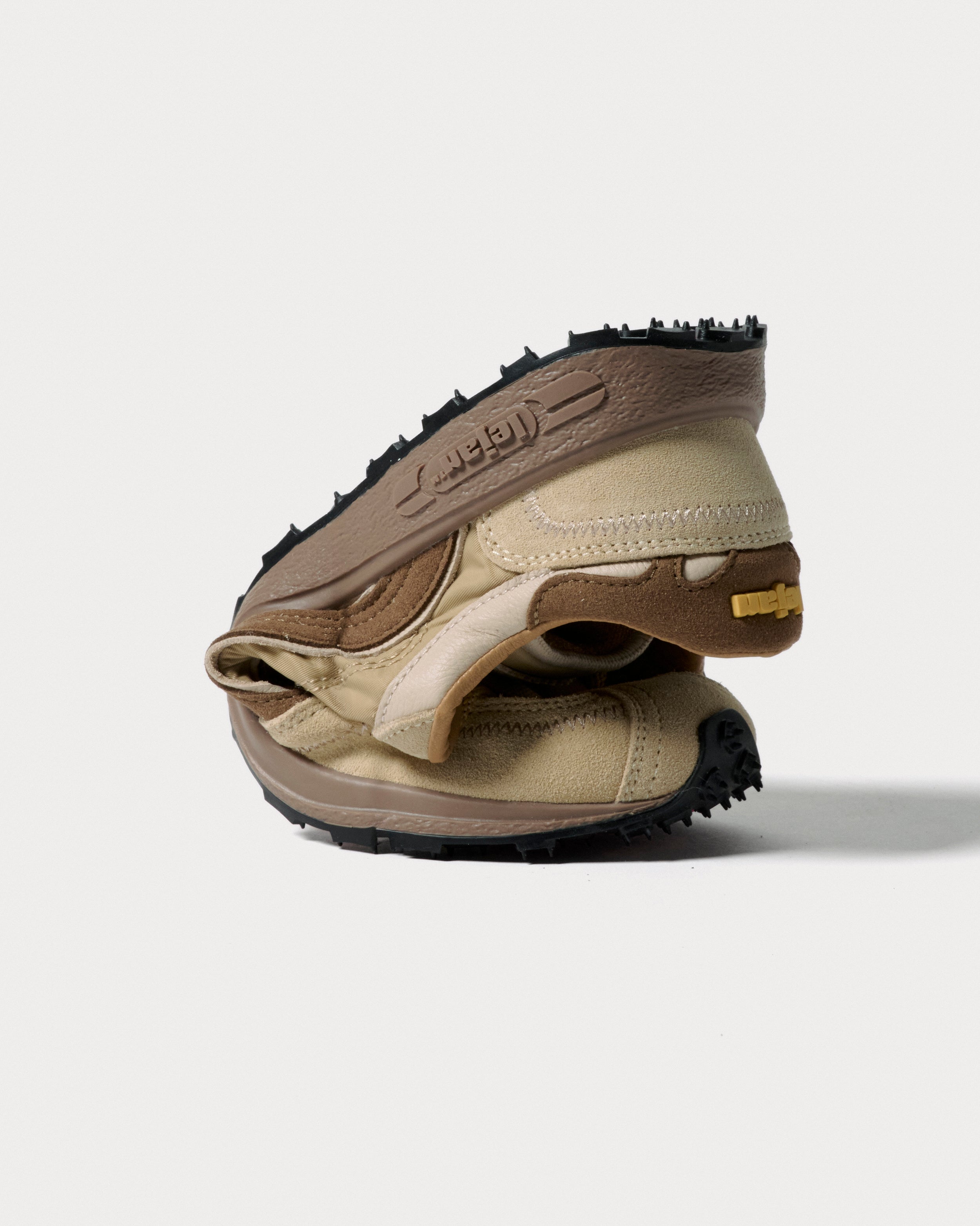 Lejan Melrose Sand Beige - flexibilidad de la suela