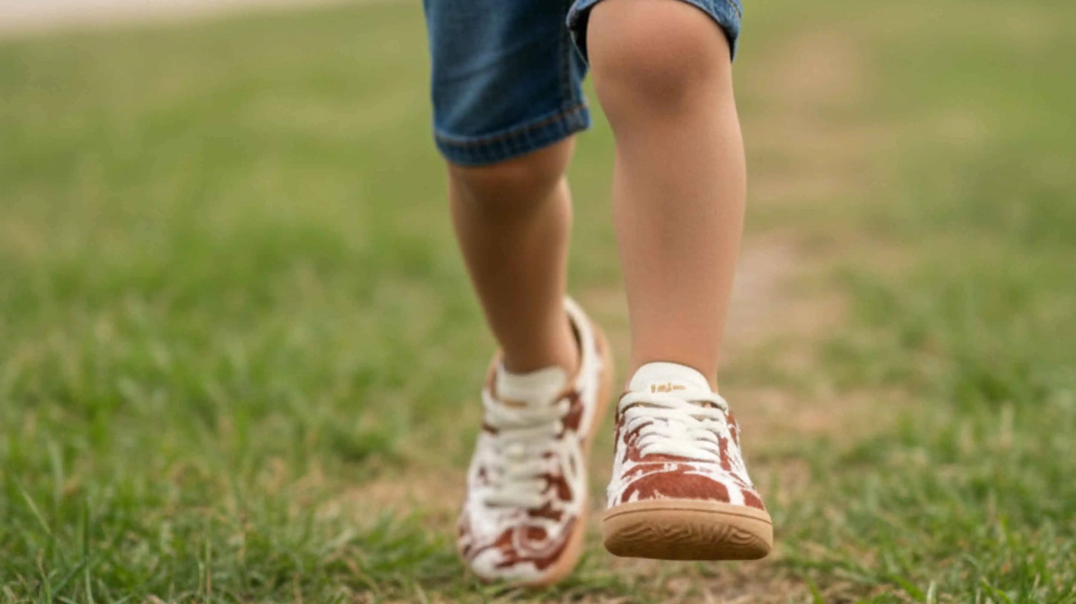 Benefits of barefoot running for children: proprioception, balance, and foot development