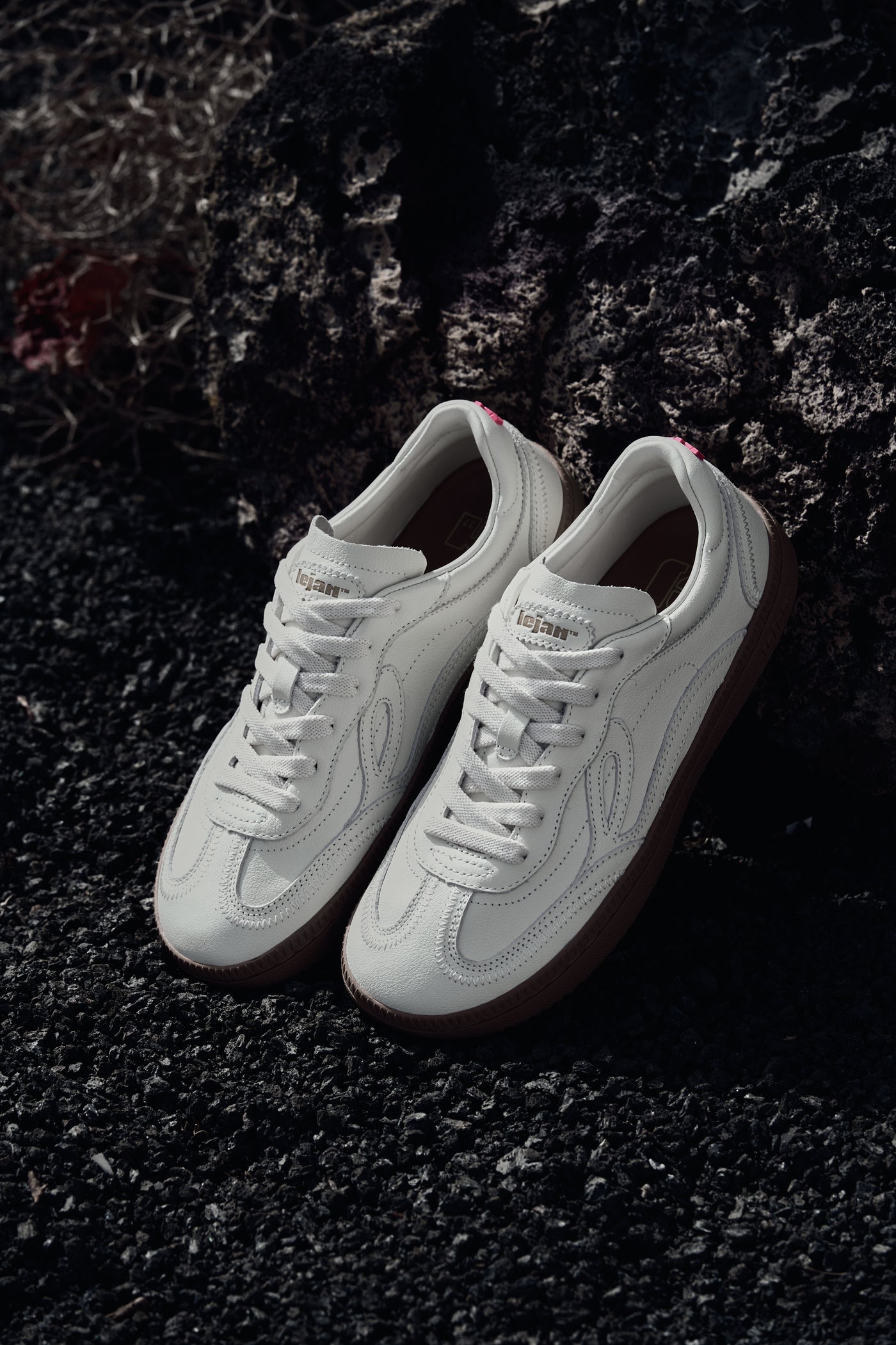 Lejan One Aeterna White
