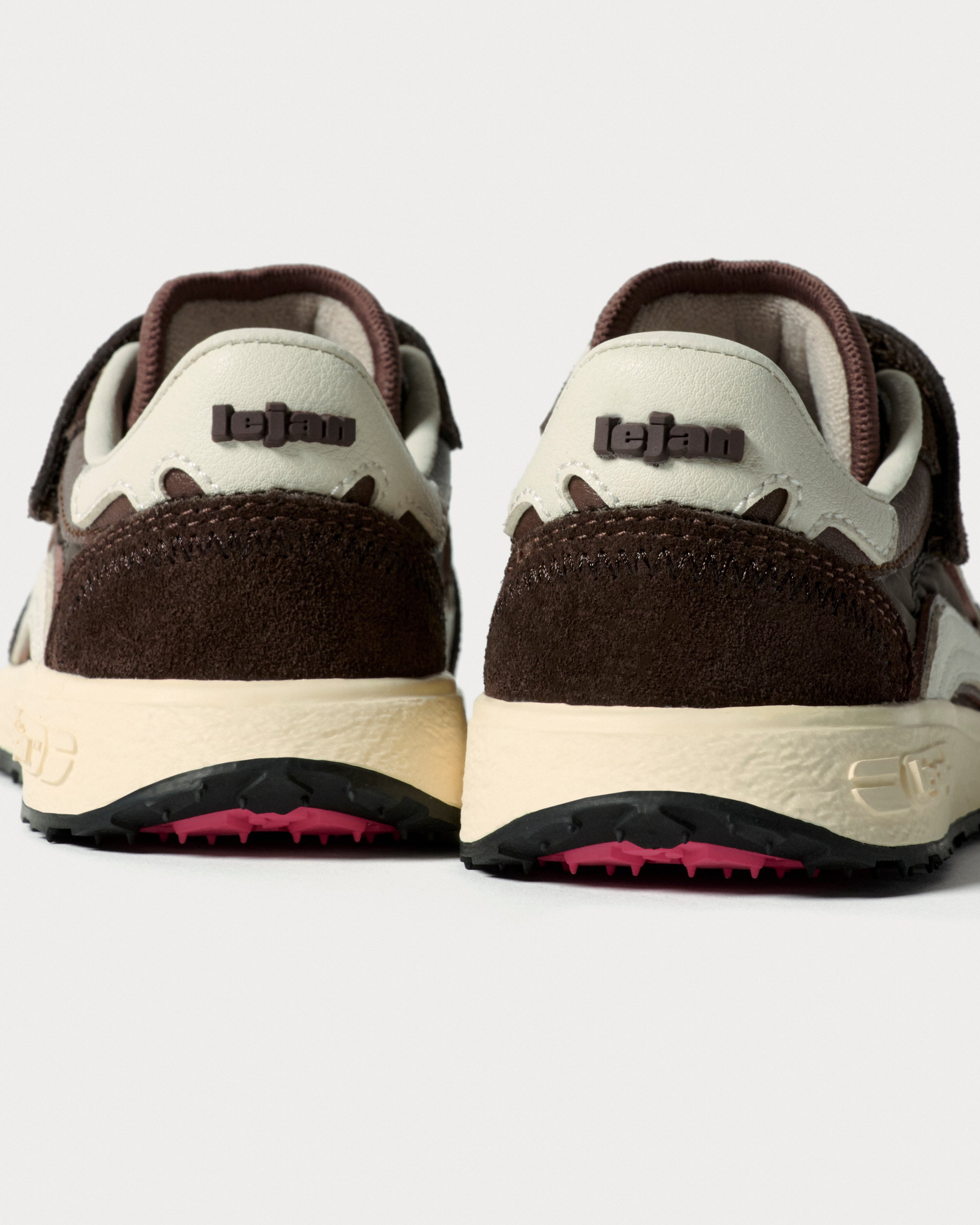 Lejan Melrose Kids Dark Brown - vista trasera del talon