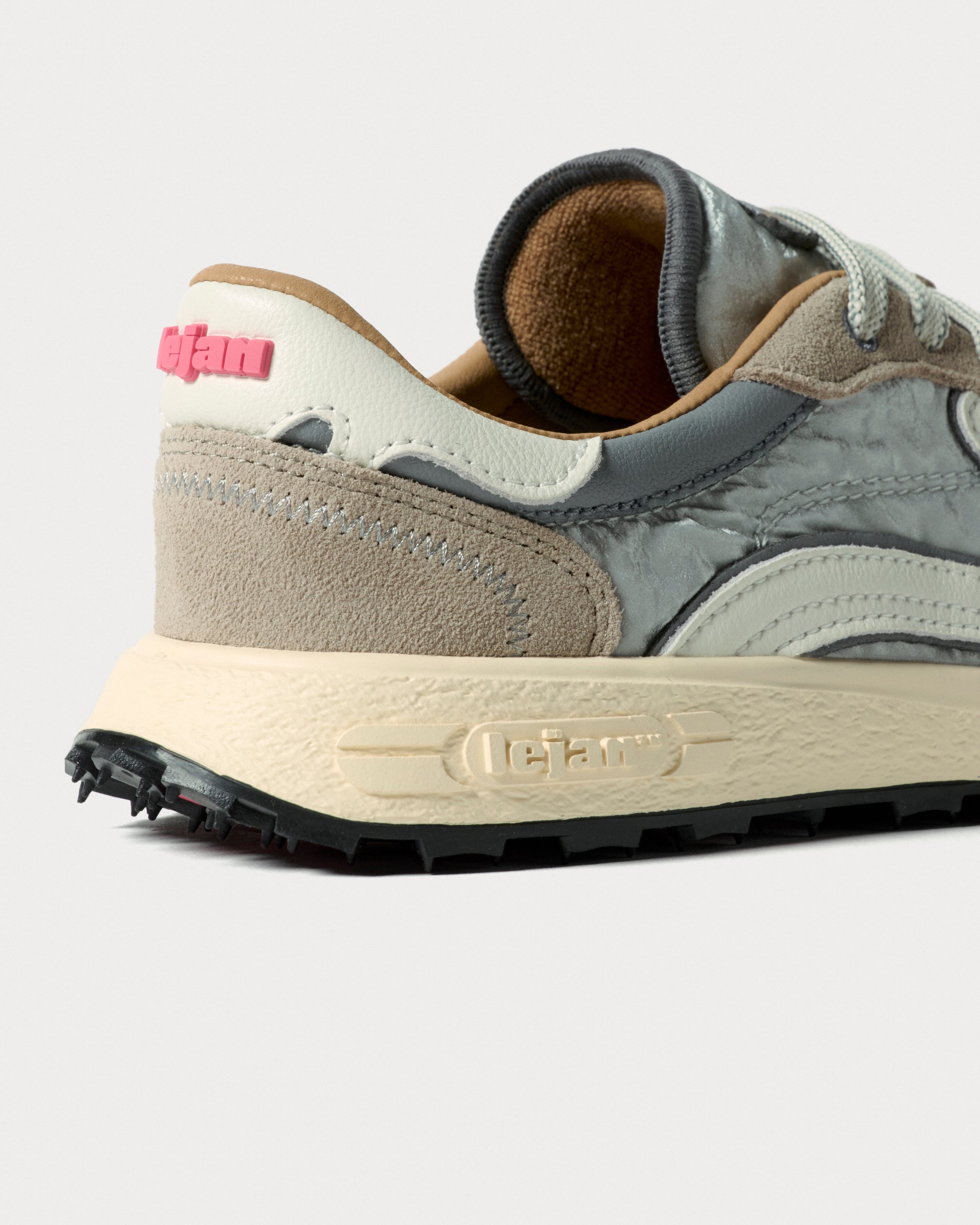 Lejan Melrose Silver - vista trasera del talon