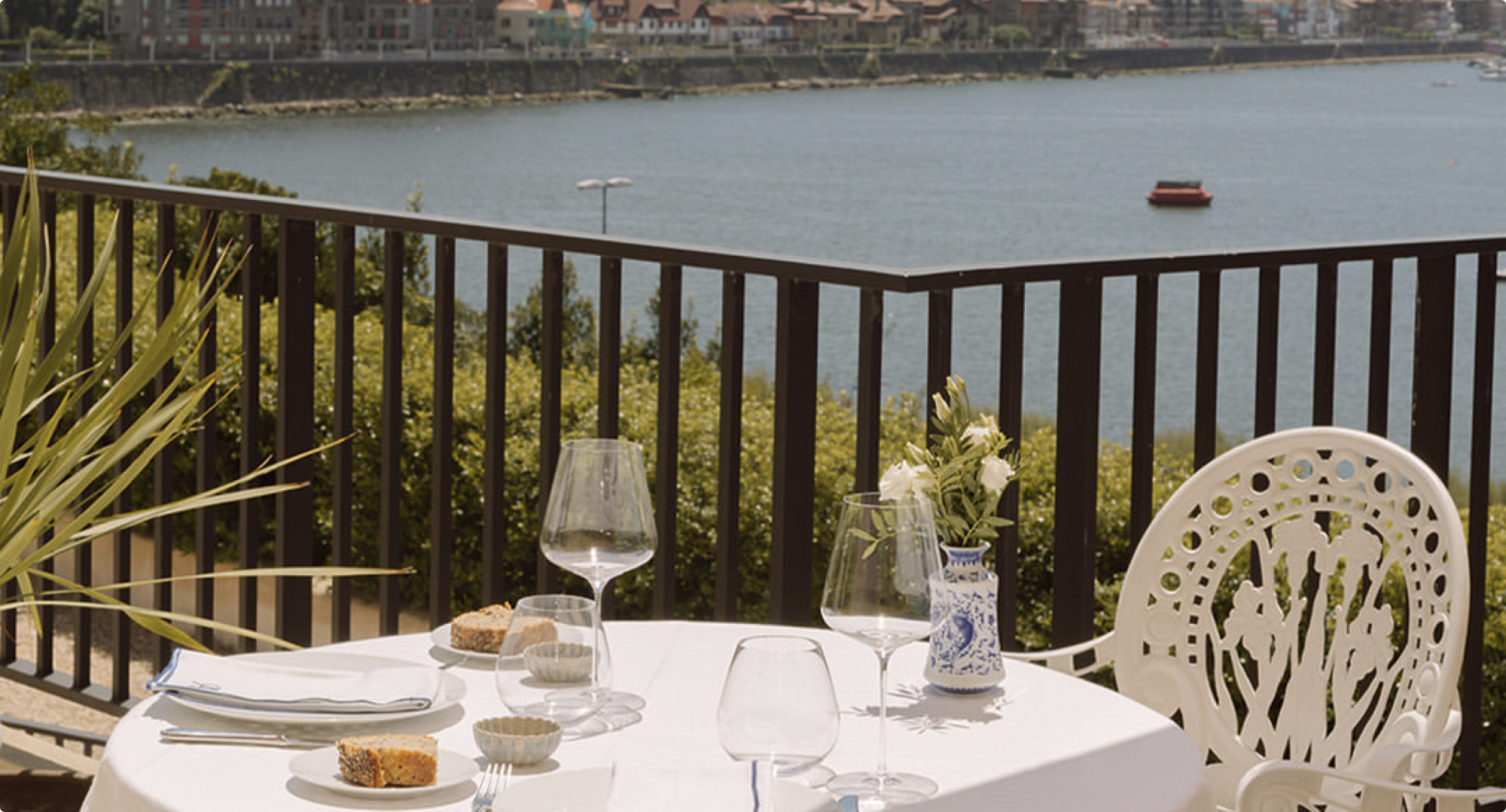 Aperitivo con vistas — Palacio Arriluce